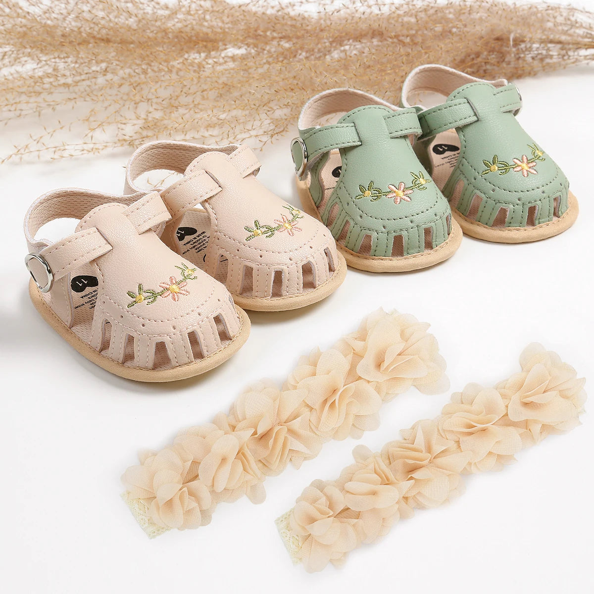 Sandália Flores Victória